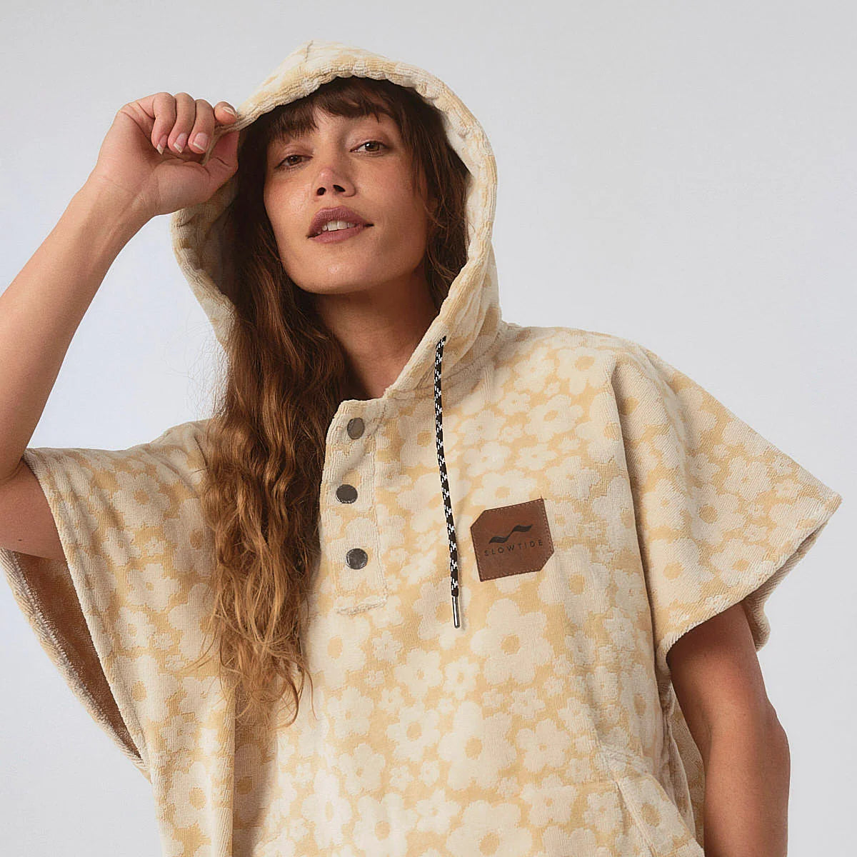 Ginny Changing Poncho Sandstone