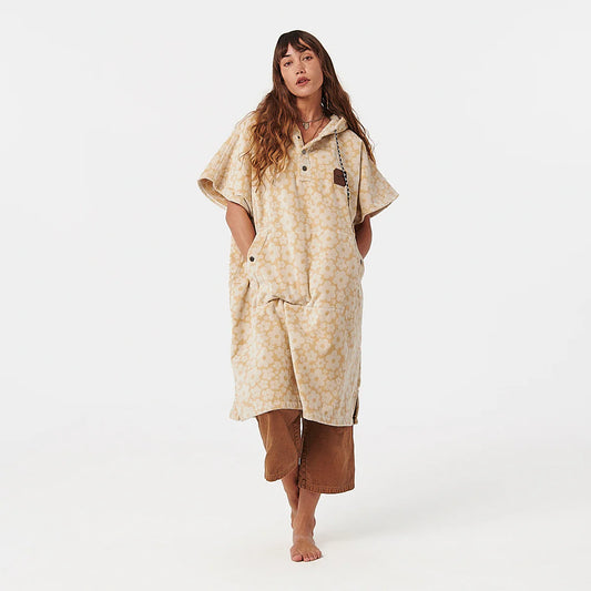 Ginny Changing Poncho