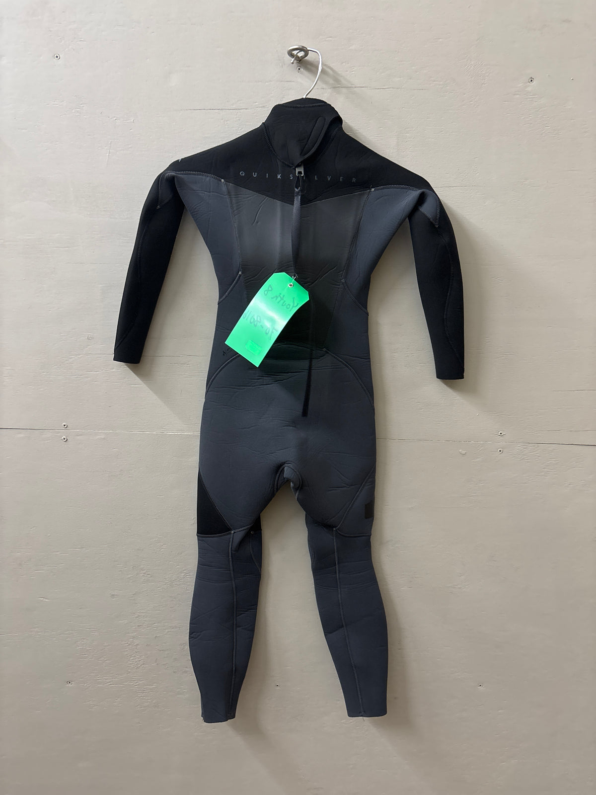 USED Youth 4/3MM Quiksilver Wetsuit - Size Youth 8 (4'4"–4'7" | 60–75 lbs) - Good