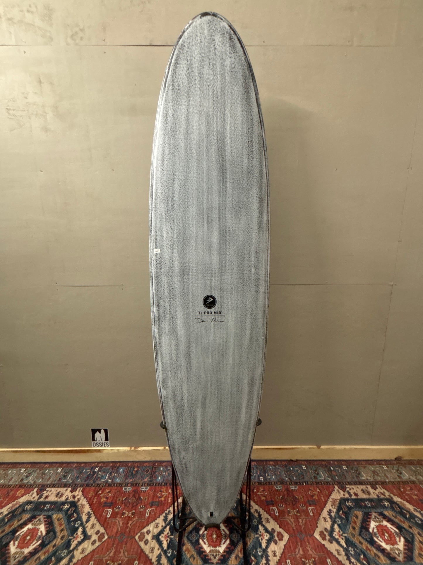 TJ Mid Surfboard 7'4" x 21 7/8" x 2 5/8" – 48L