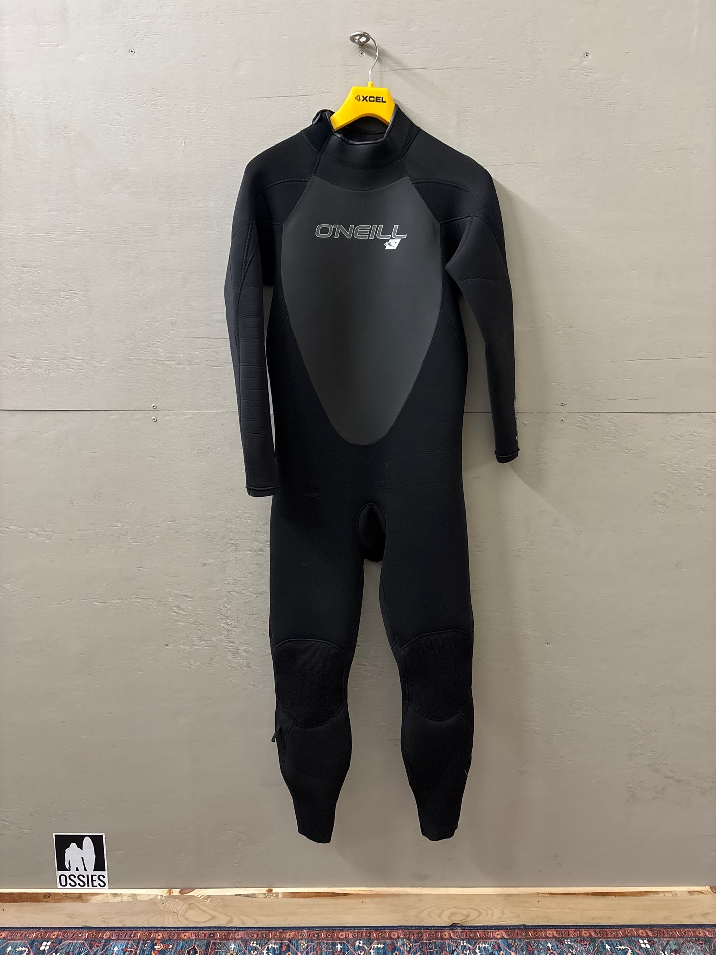 Used 4/3 XLS Backzip Wetsuit