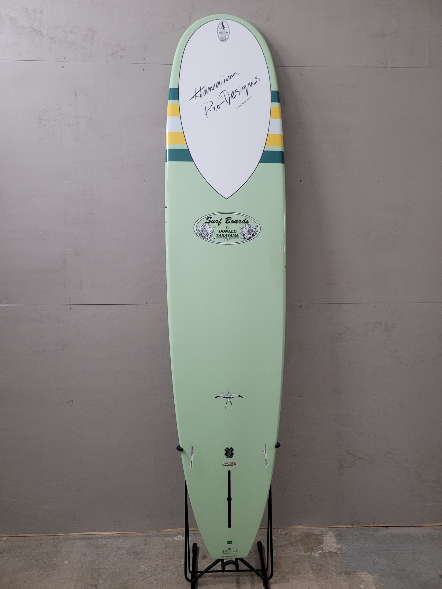Takayama In the Pink 8'6" X 22.5" X 2.9" | 64.3L | Tuflite Pro Surfboard